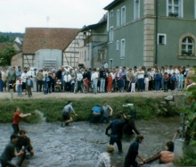 1985