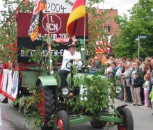 Kärwaumzug 2004_23